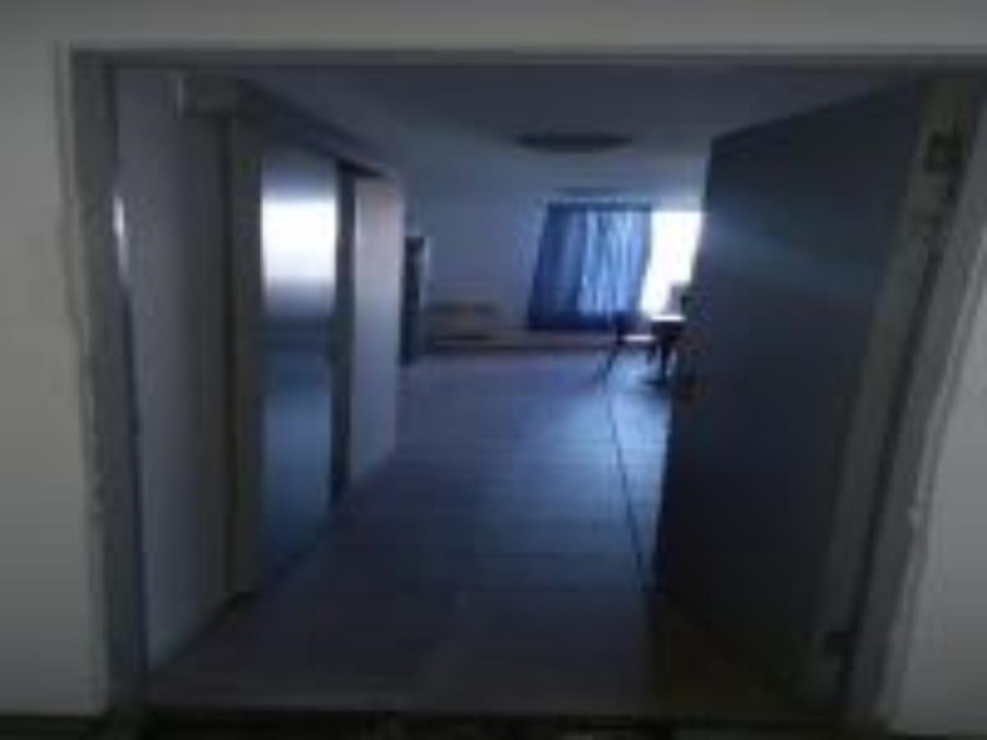 1 Bedroom Property for Sale in Zonnebloem Western Cape